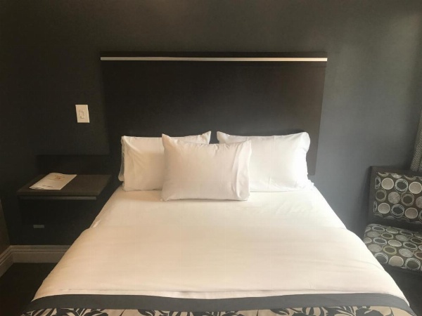 La Bonita Inn Motel image 18