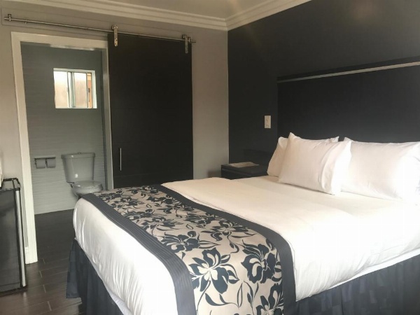 La Bonita Inn Motel image 19